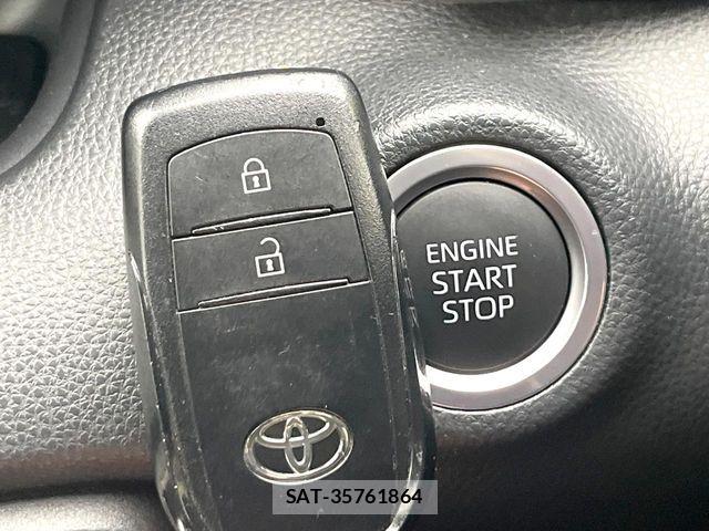 Toyota YARIS 2021-07 7459113-6