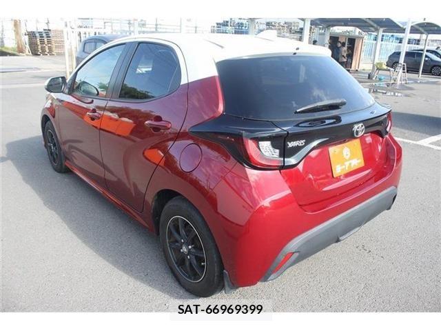 Toyota YARIS 2020-09 7459124-12