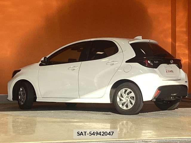 Toyota YARIS 2021-04 7459123-12