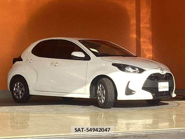 Toyota YARIS 2021-04 7459123-8