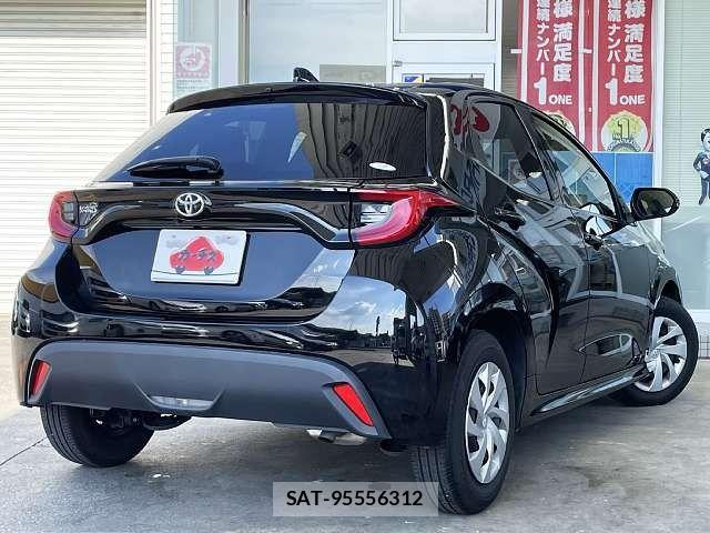 Toyota YARIS 2021-11 7459115-2
