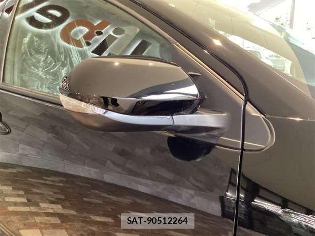 Toyota YARIS 2025-01 7459114-13