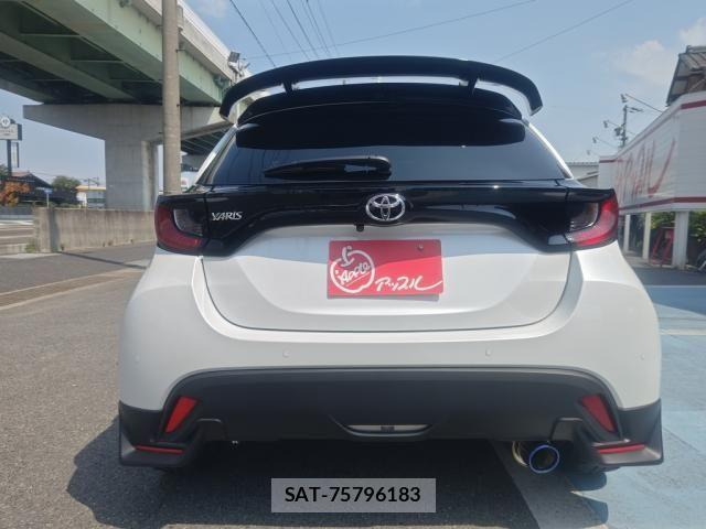 Toyota YARIS 2024-11 7459111-1