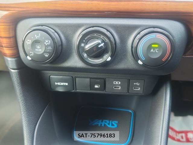 Toyota YARIS 2024-11 7459111-21