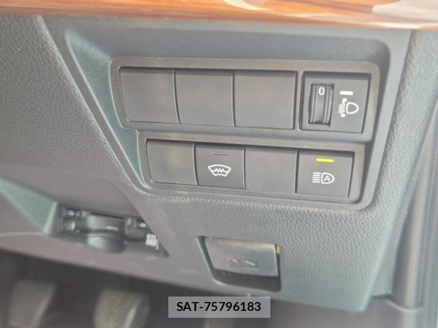 Toyota YARIS 2024-11 7459111-28