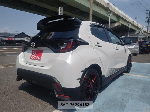 Toyota YARIS 2024-11 7459111-2