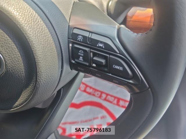 Toyota YARIS 2024-11 7459111-29