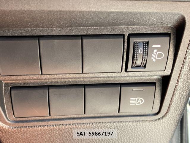 Toyota YARIS 2025-05 7459112-26