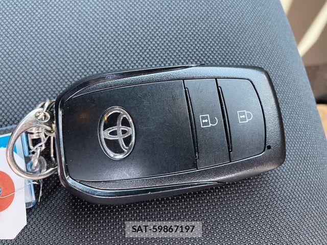 Toyota YARIS 2025-05 7459112-28