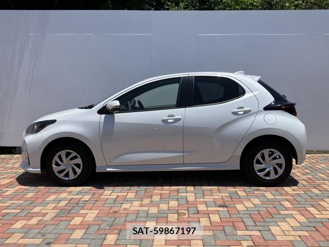 Toyota YARIS 2025-05 7459112-6
