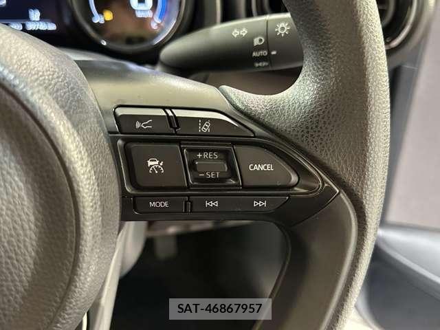 Toyota YARIS 2021-12 7459122-12