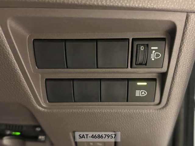 Toyota YARIS 2021-12 7459122-13