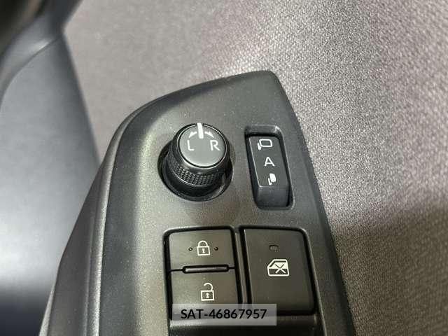 Toyota YARIS 2021-12 7459122-16