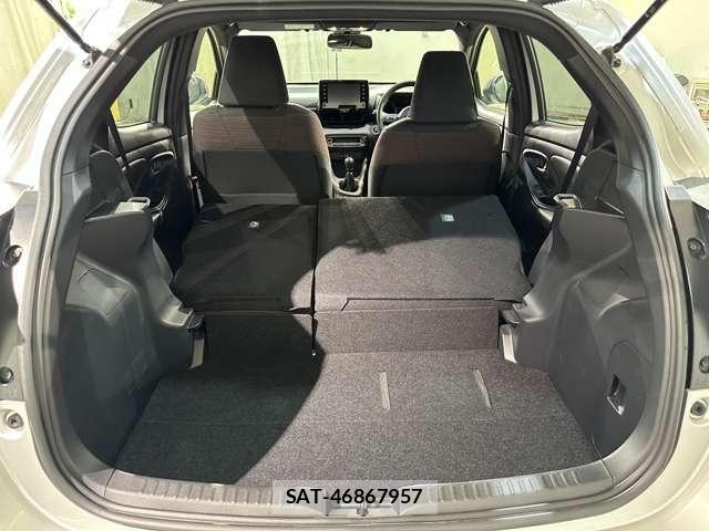 Toyota YARIS 2021-12 7459122-29