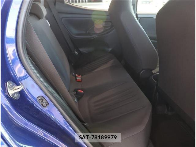 Toyota YARIS 2023-01 7459118-13