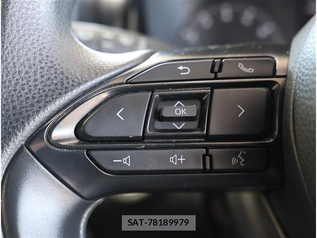 Toyota YARIS 2023-01 7459118-28