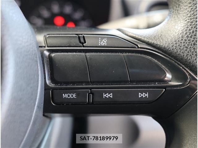 Toyota YARIS 2023-01 7459118-29