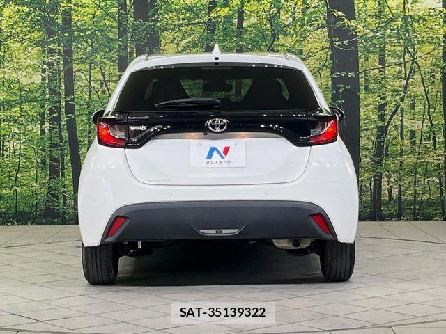 Toyota YARIS 2020-07 7459126-14