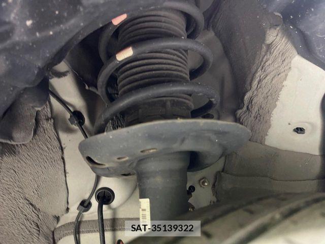 Toyota YARIS 2020-07 7459126-19