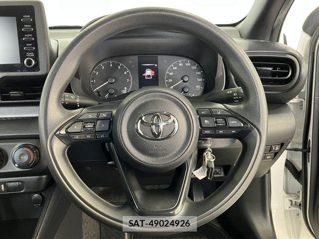 Toyota YARIS 2021-02 7459119-10