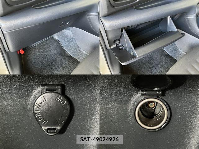 Toyota YARIS 2021-02 7459119-15