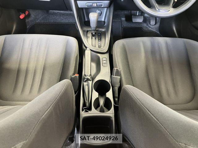 Toyota YARIS 2021-02 7459119-19