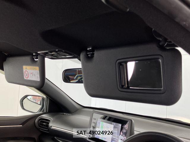 Toyota YARIS 2021-02 7459119-26