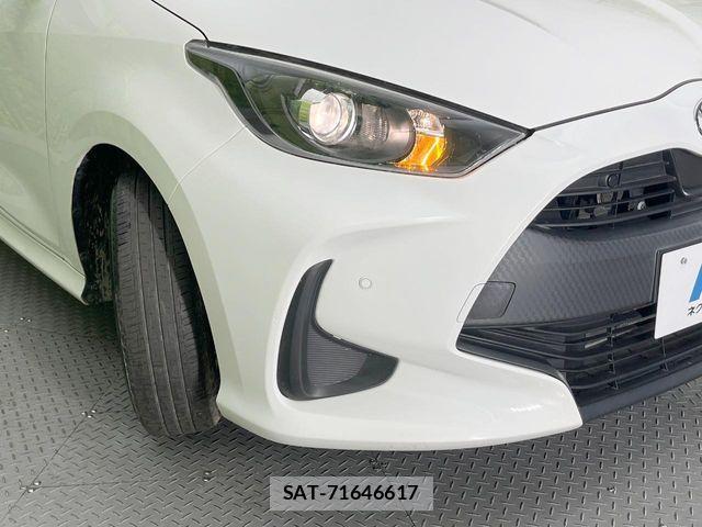 Toyota YARIS 2020-07 7459121-11