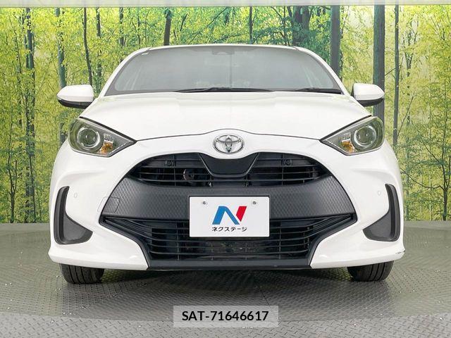 Toyota YARIS 2020-07 7459121-13