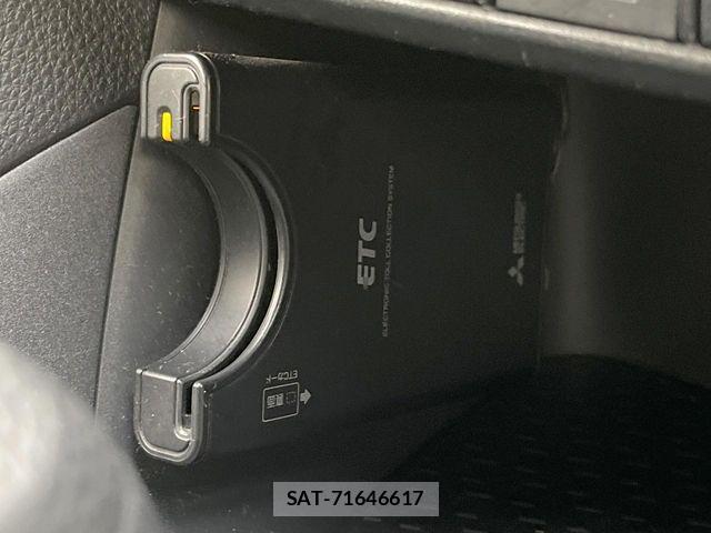 Toyota YARIS 2020-07 7459121-5