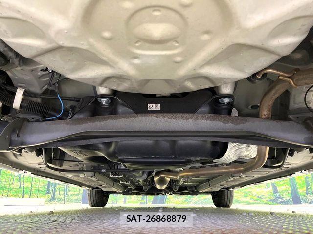Toyota YARIS 2021-05 7459125-18