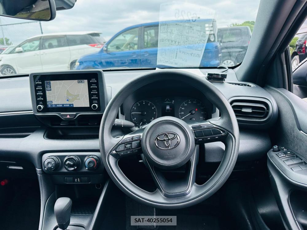 Toyota YARIS 2023 7075125-13