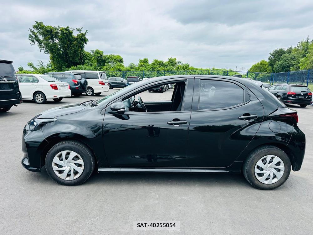 Toyota YARIS 2023 7075125-1
