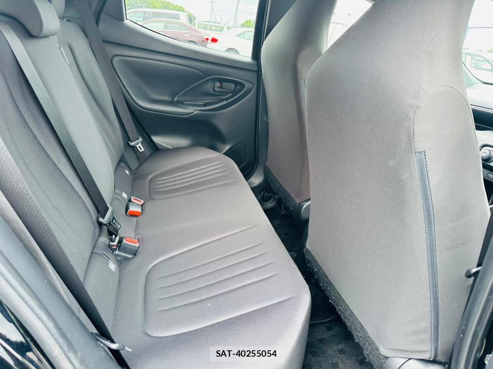 Toyota YARIS 2023 7075125-8