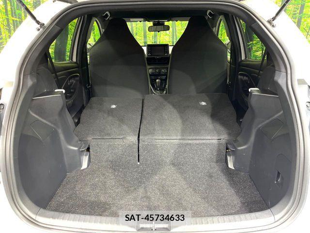 Toyota YARIS 2020-07 7504100-9