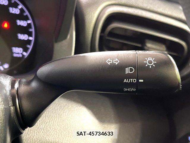 Toyota YARIS 2020-07 7504100-5