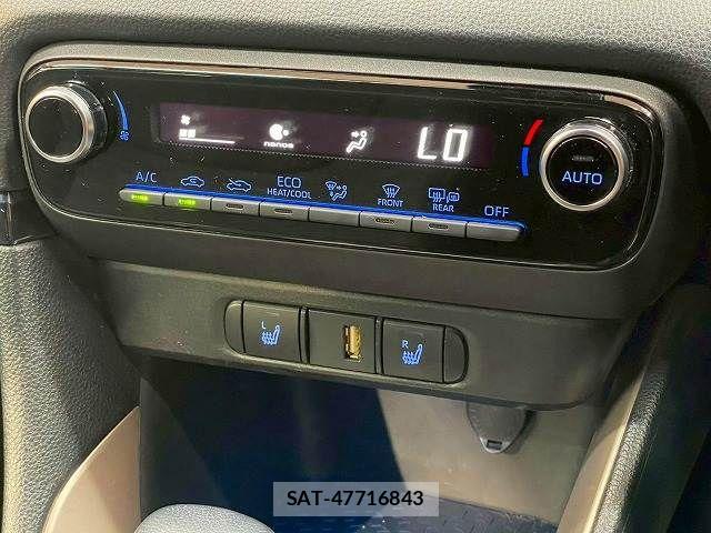 Toyota YARIS 2020-04 7504086-11