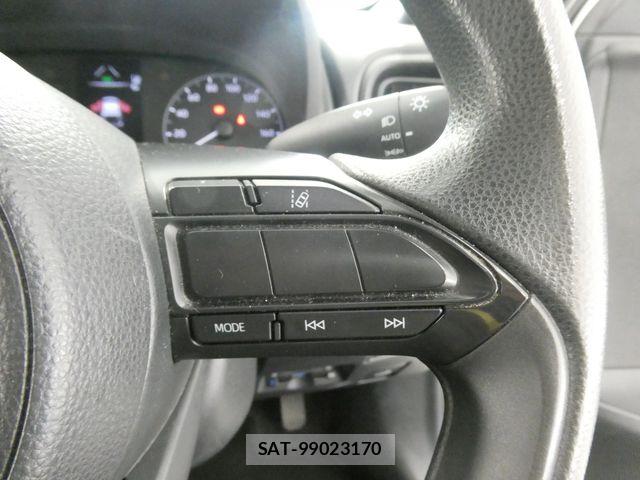 Toyota YARIS 2021-01 7510592-21