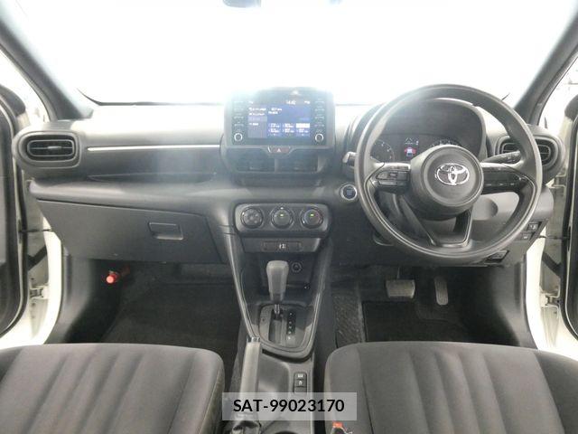 Toyota YARIS 2021-01 7510592-2