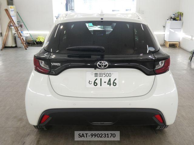 Toyota YARIS 2021-01 7510592-4
