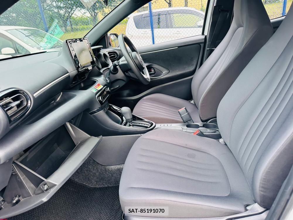 Toyota YARIS 2023 7171834-10
