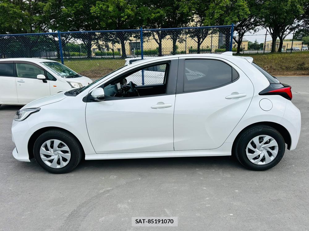 Toyota YARIS 2023 7171834-1