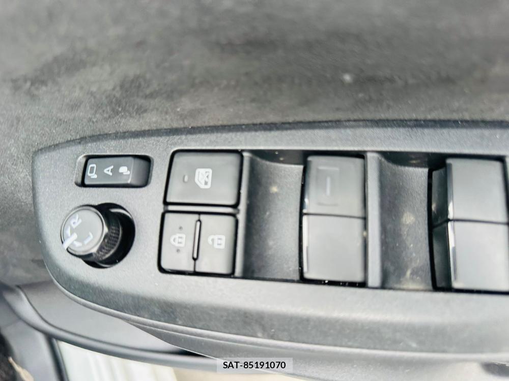Toyota YARIS 2023 7171834-20