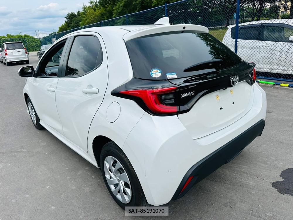 Toyota YARIS 2023 7171834-2