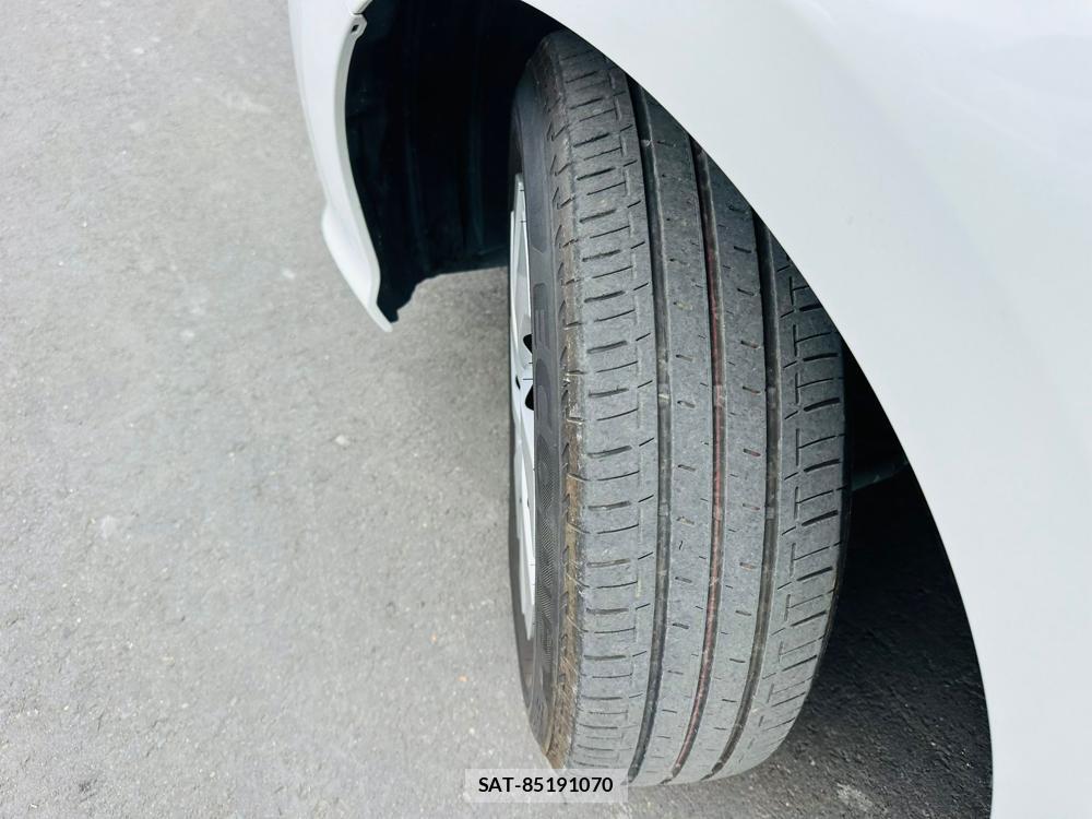 Toyota YARIS 2023 7171834-30
