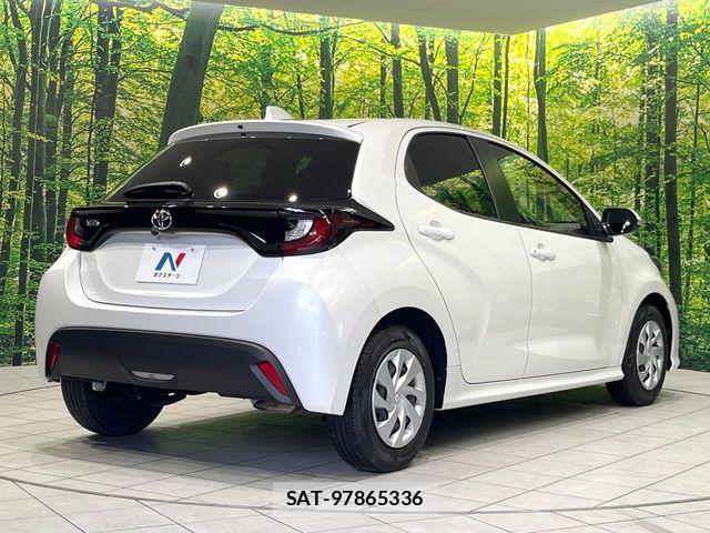 Toyota YARIS 2023-03 7510590-16