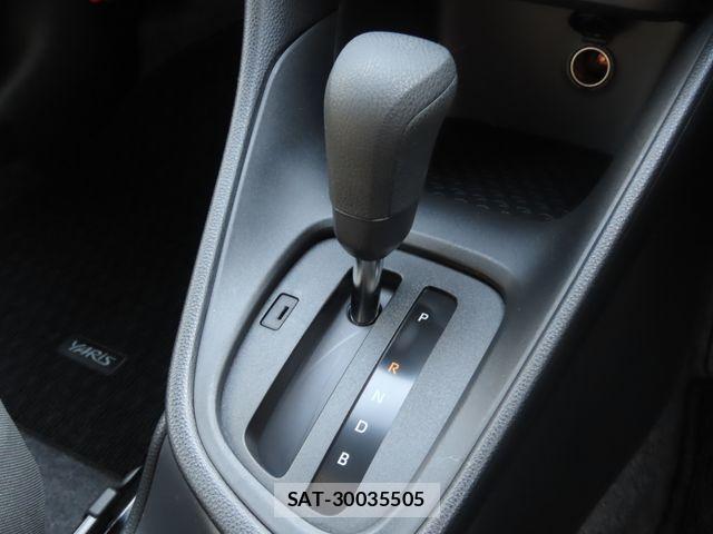 Toyota YARIS 2022-11 7504092-14