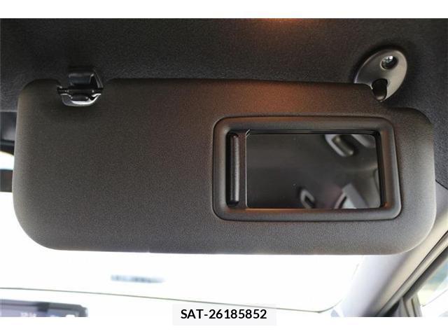 Toyota YARIS 2020-10 7510588-10