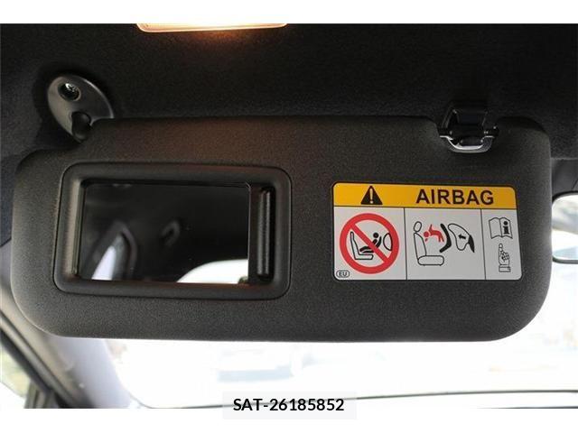 Toyota YARIS 2020-10 7510588-11