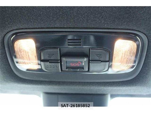 Toyota YARIS 2020-10 7510588-12